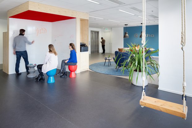 Kruisplein-276-kantoorinterieur_©_Kraaijvanger-Architects_3193_01_N3_jpg4press.jpg