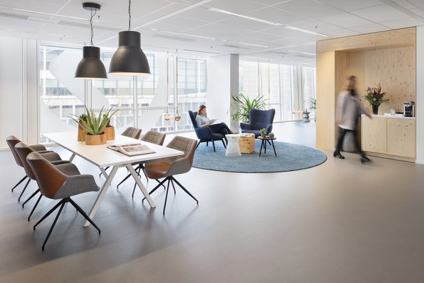 Kruisplein-276-kantoorinterieur_©_Kraaijvanger-Architects_3193_01_jpg4press.jpg